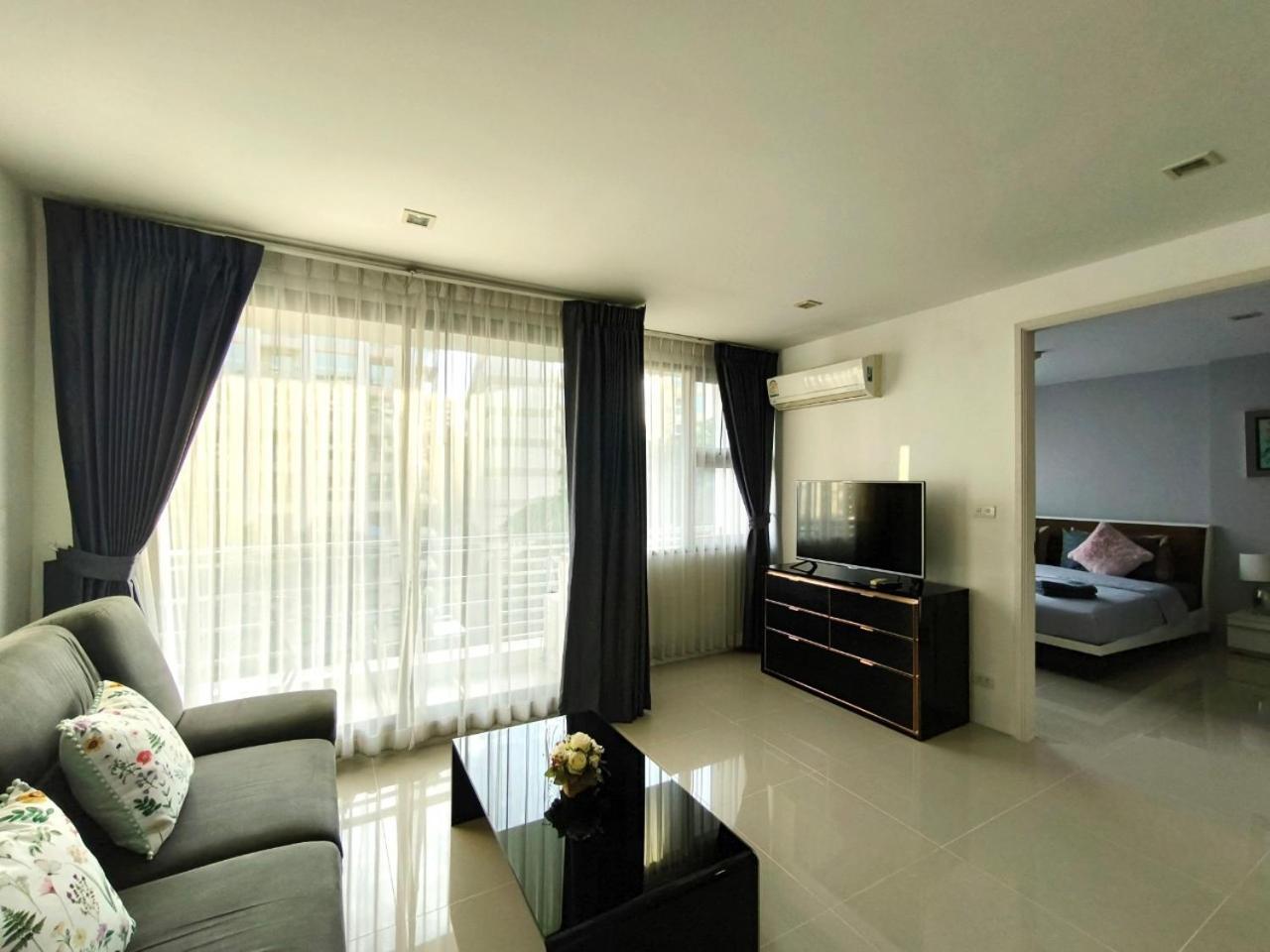 The Urban City Center By Fantasea Beach Pattaya Luaran gambar